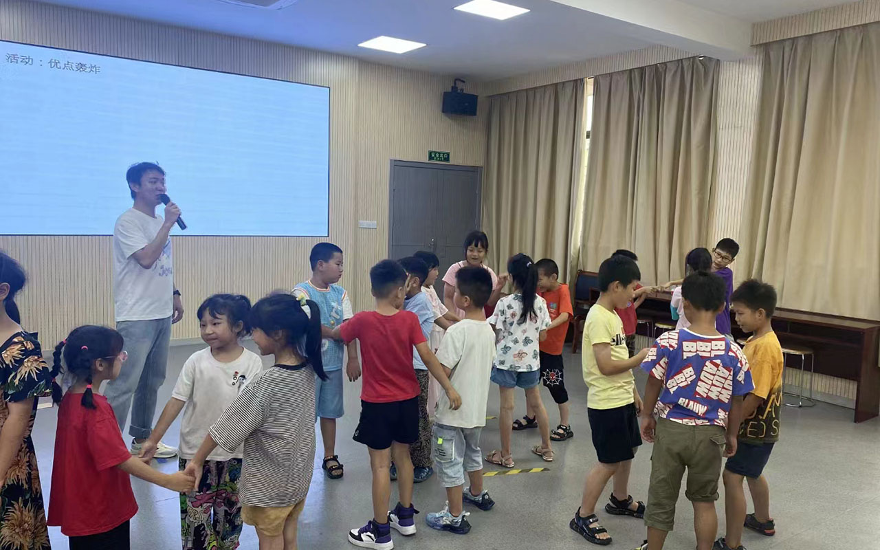 弋阳龙观乡中心学校